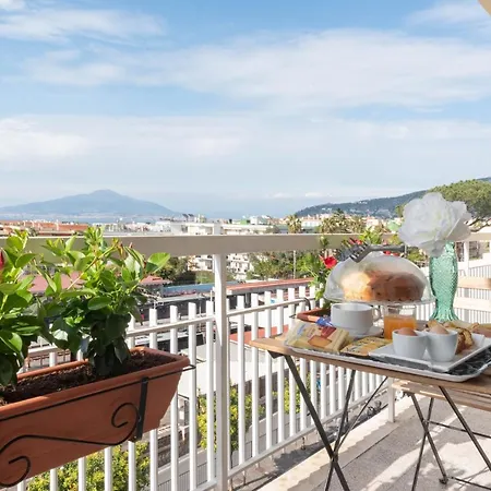 ベッド・アンド・ブレックファスト Sirentum 3*