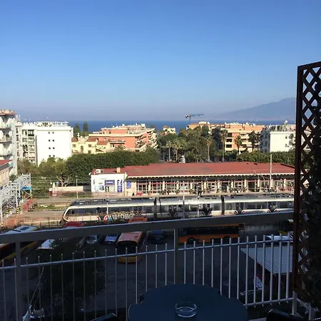 ベッド・アンド・ブレックファスト Sirentum ソレント